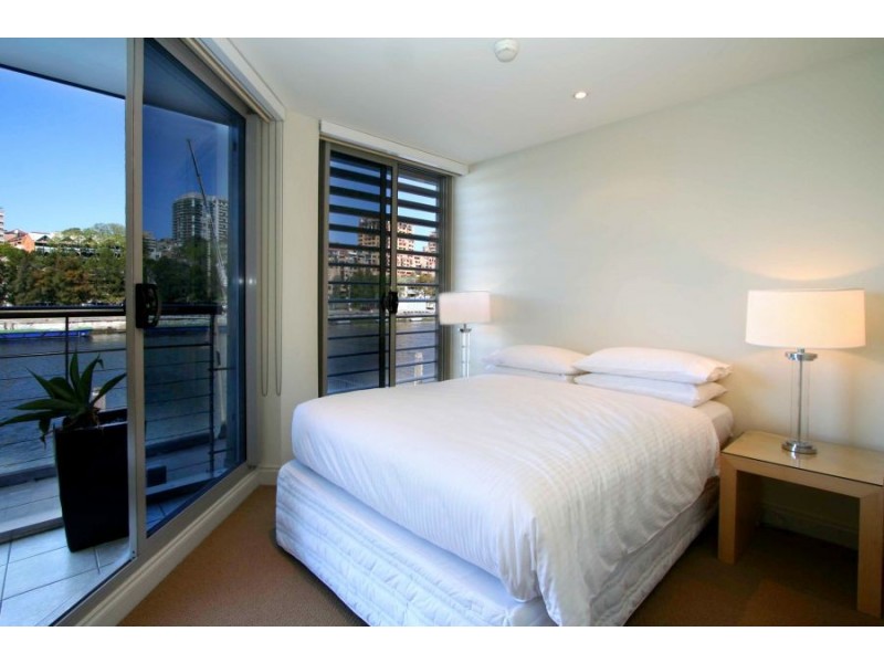 241 Finger Wharf, 6 Cowper Wharf Road, Woolloomooloo NSW 2011