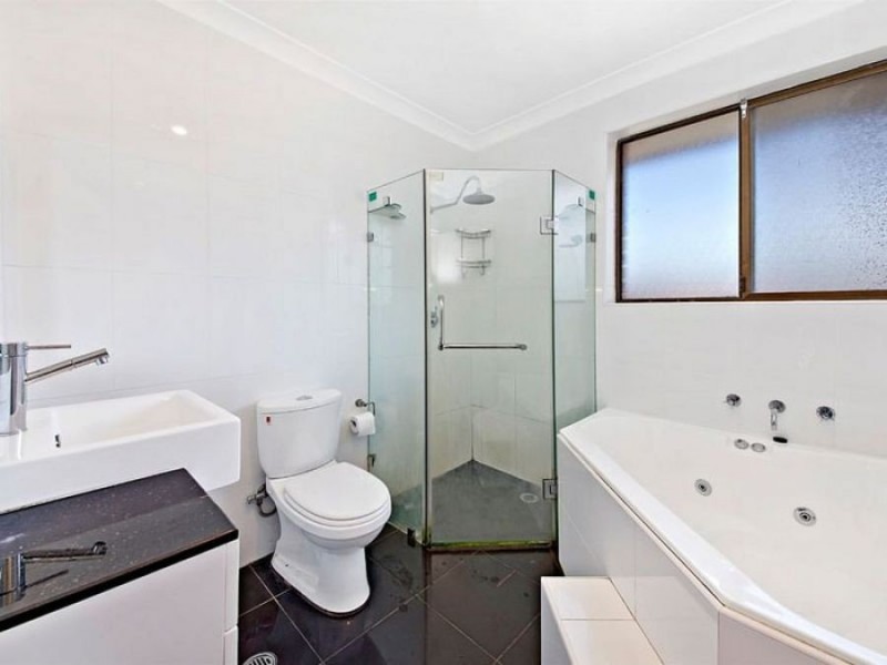 5/35-37 Sixth Avenue, Campsie NSW 2194