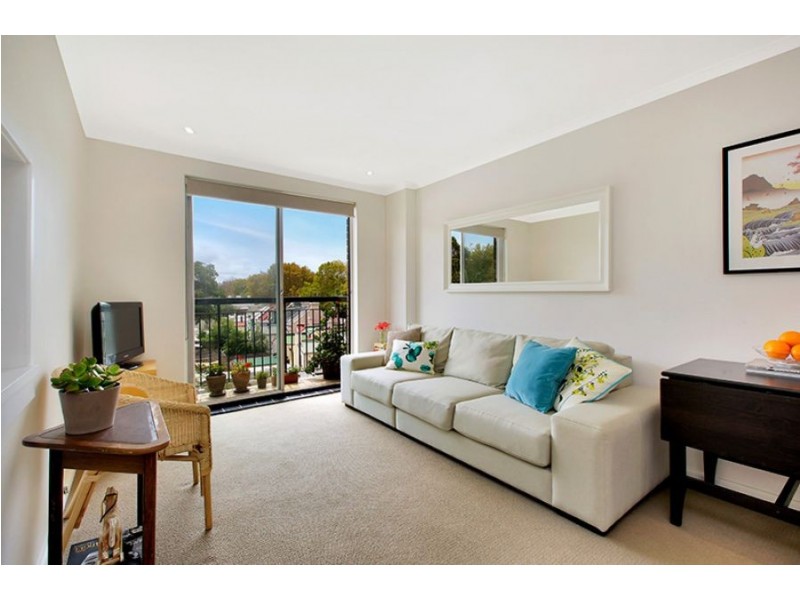 44/679 Bourke Street, Surry Hills NSW 2010