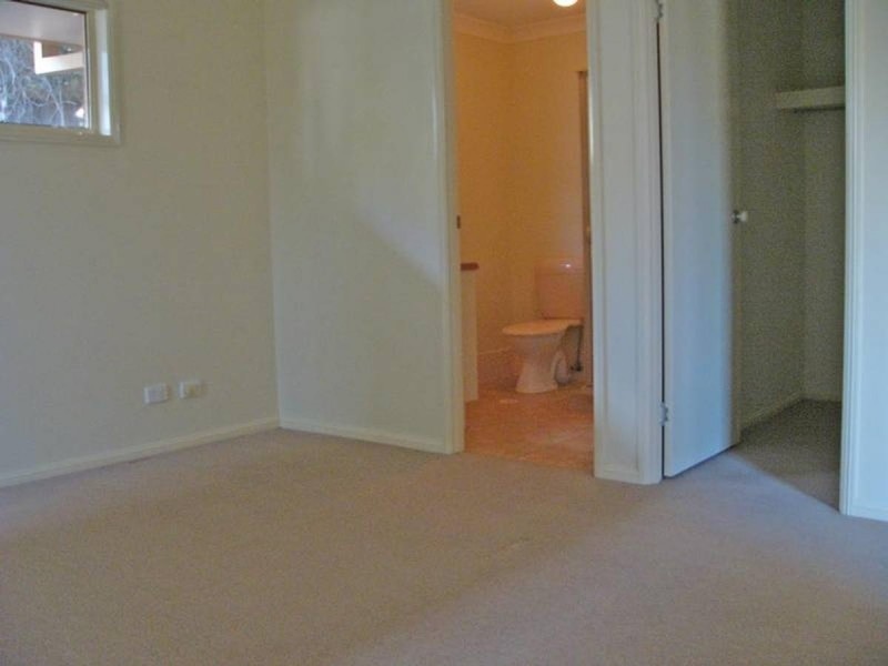 3 Penina Place, Oxley QLD 4075