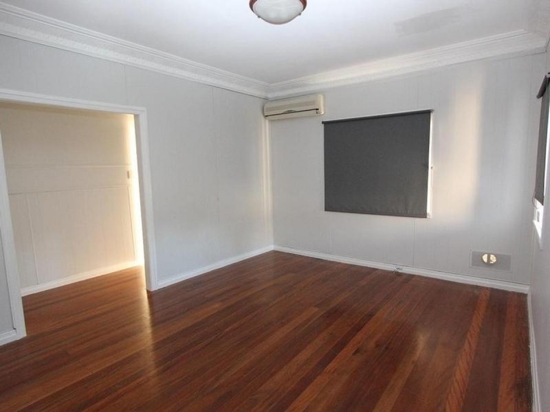 5 Bayford Street, Oxley QLD 4075