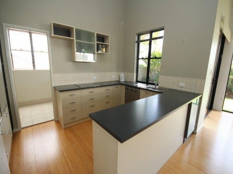 3 Viewpoint Drive, Springfield Lakes QLD 4300
