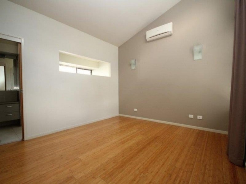 3 Viewpoint Drive, Springfield Lakes QLD 4300
