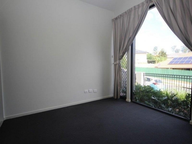 3 Viewpoint Drive, Springfield Lakes QLD 4300