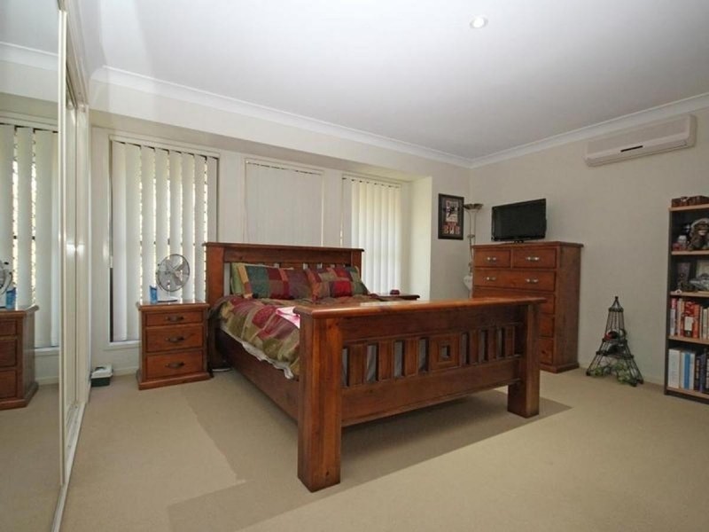 9 Wanderer Crescent, Springfield Lakes QLD 4300