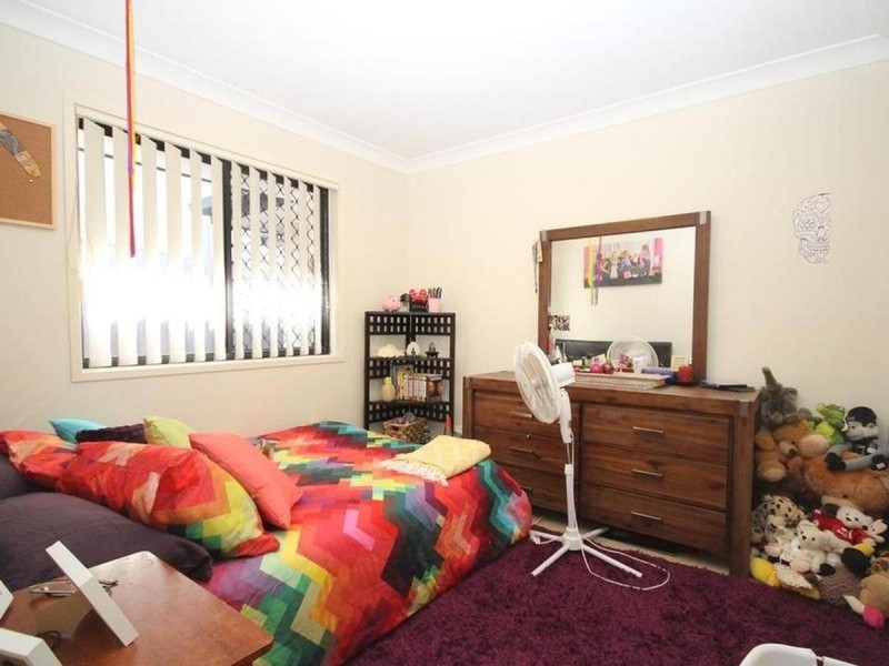 9 Wanderer Crescent, Springfield Lakes QLD 4300