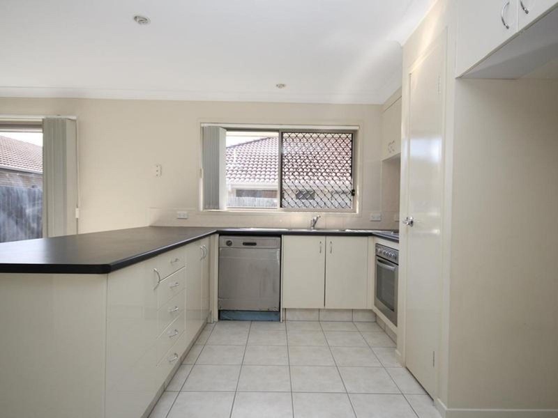 22 Admiral Crescent, Springfield Lakes QLD 4300