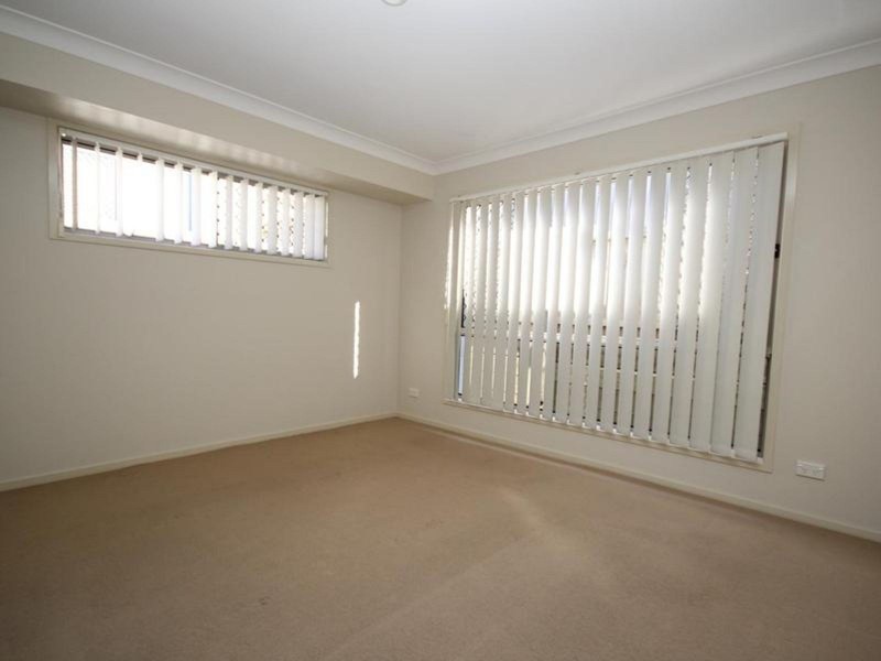 22 Admiral Crescent, Springfield Lakes QLD 4300