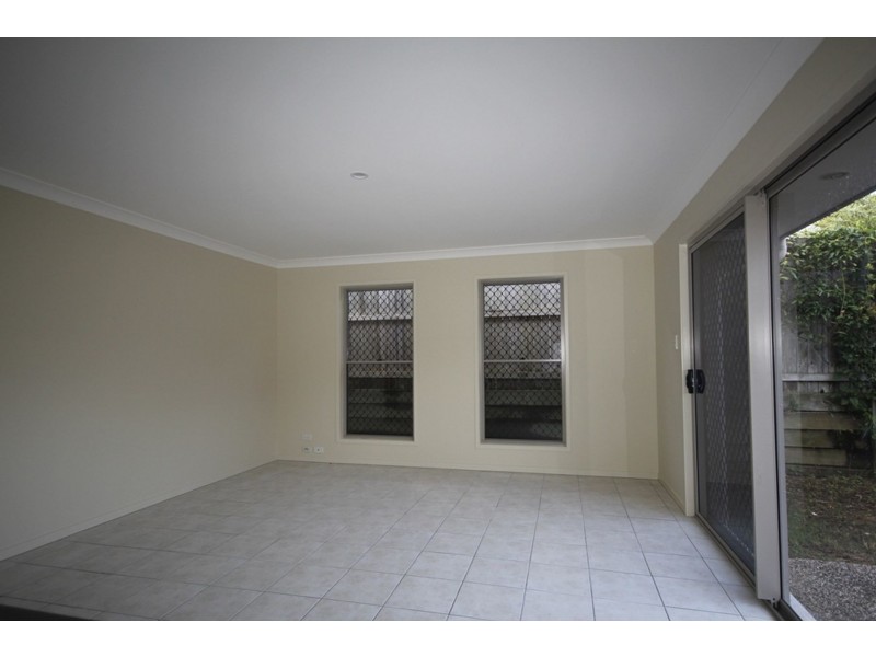 22 Admiral Circuit, Springfield Lakes QLD 4300