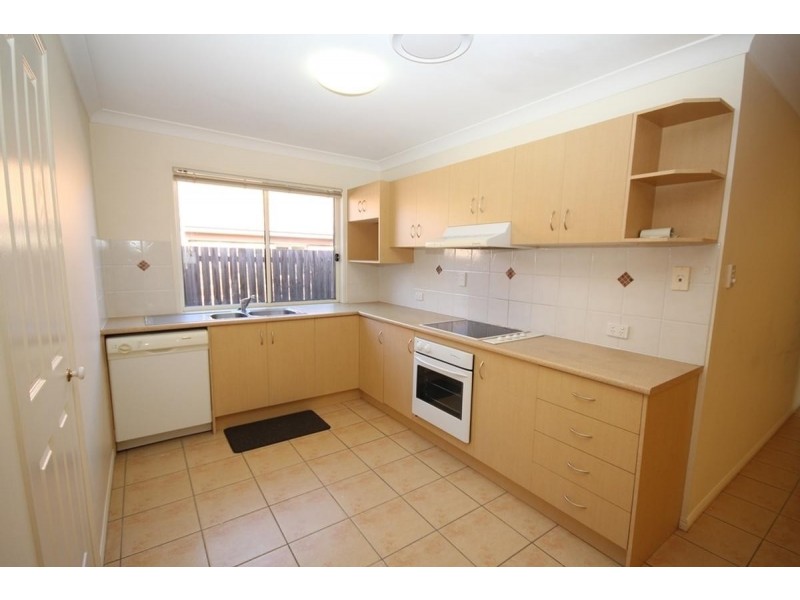 6 Jessie Street, Springfield Lakes QLD 4300