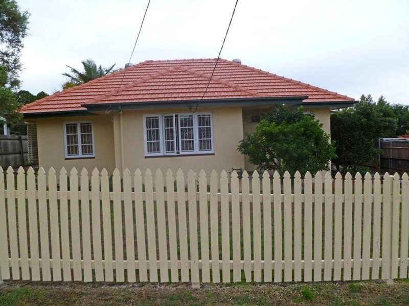 13 Cyclamen Street, Inala QLD 4077