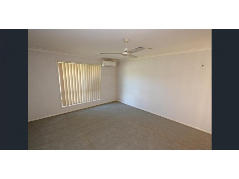 40 Gleneagles Crescent, Oxley QLD 4075