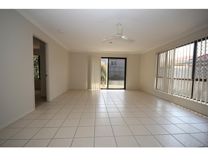 25 Jupiter Street, Springfield Lakes QLD 4300