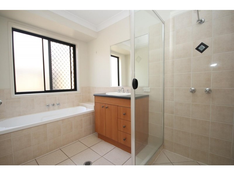 25 Jupiter Street, Springfield Lakes QLD 4300