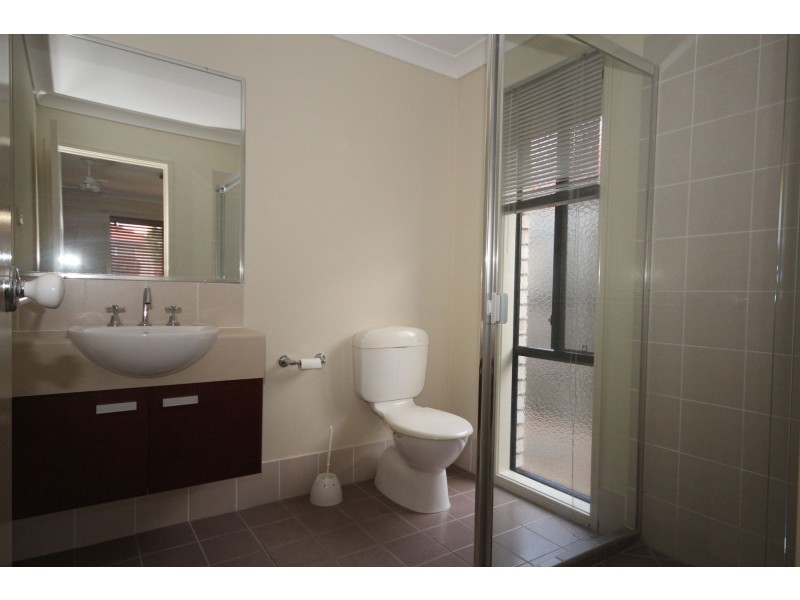12 Jupiter Street, Springfield Lakes QLD 4300