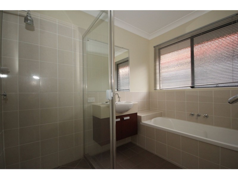 12 Jupiter Street, Springfield Lakes QLD 4300