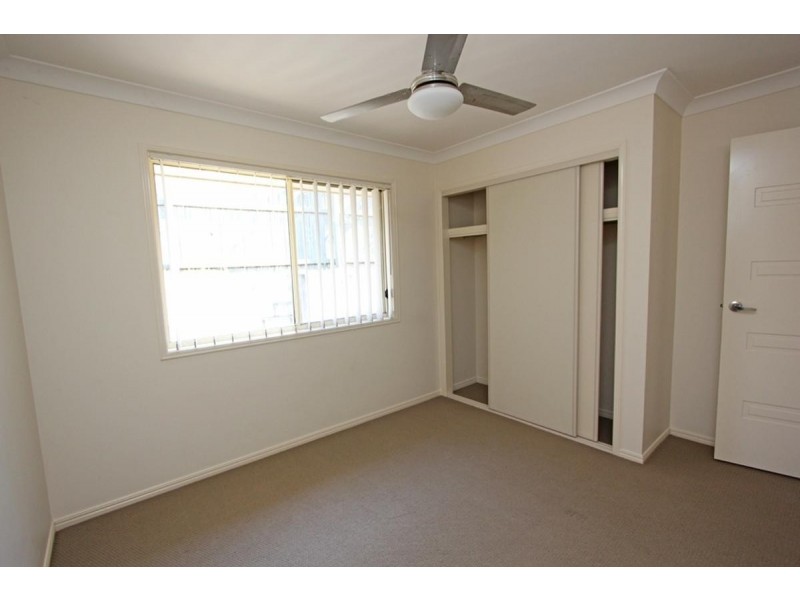 11 Michael Place, Oxley QLD 4075
