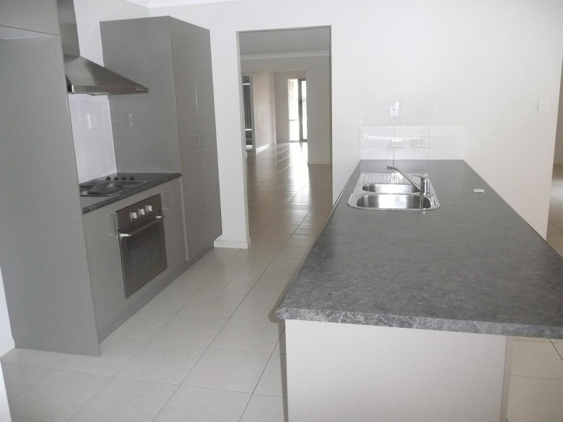 51 Bassili Drive, Collingwood Park QLD 4301