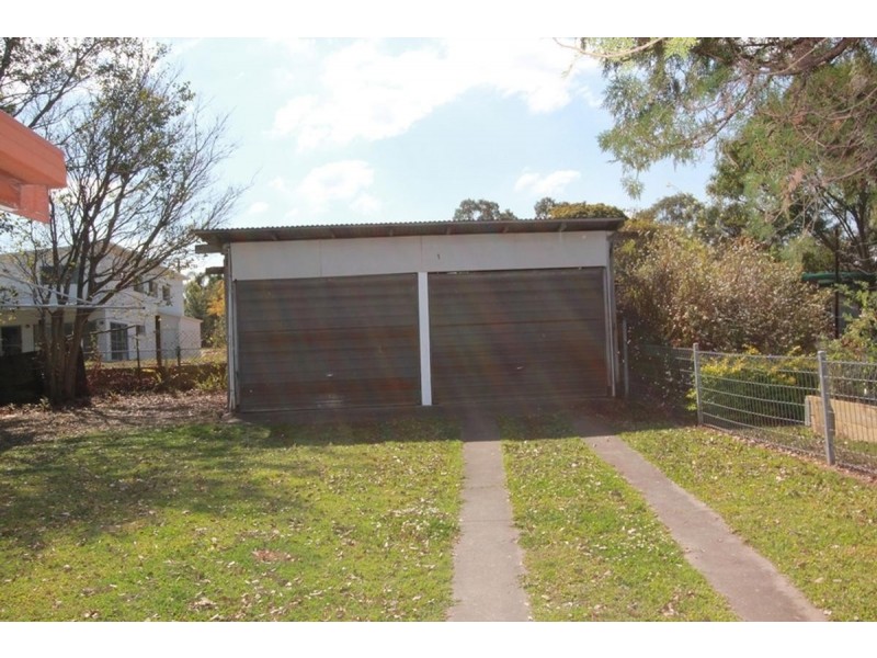 6 Ingham Street, Oxley QLD 4075