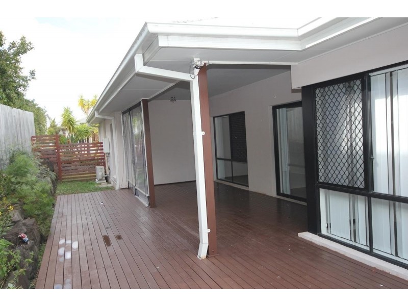 275 Lakeside Avenue, Springfield Lakes QLD 4300