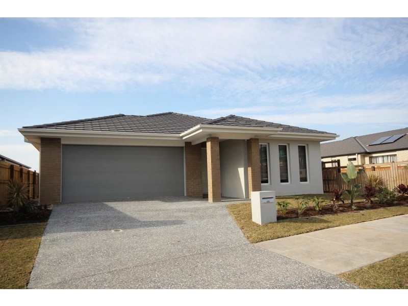 335 Lakeside Avenue, Springfield Lakes QLD 4300