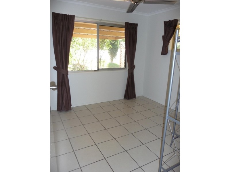 2 Irving Court, Collingwood Park QLD 4301