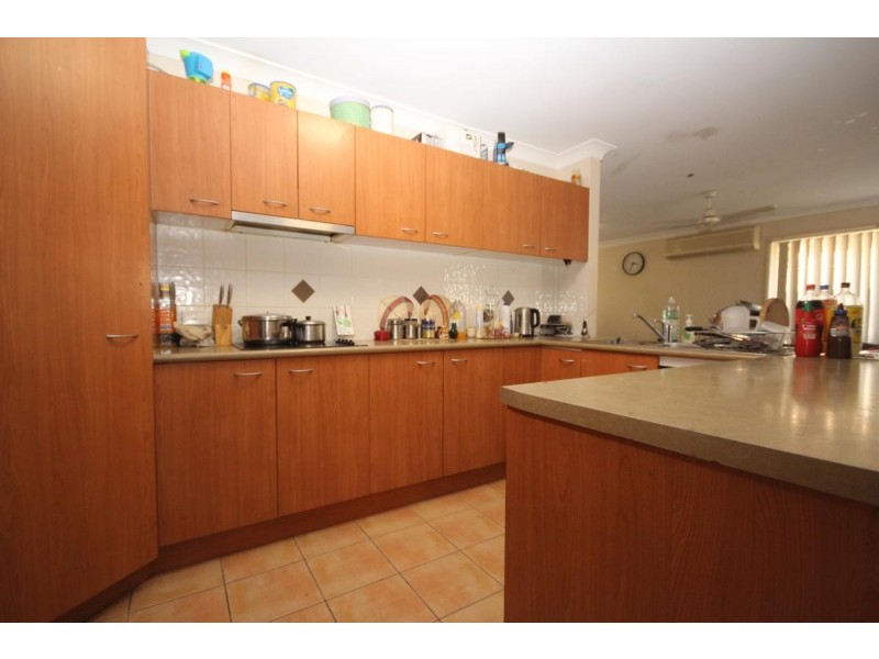 9 Rachel Drive, Crestmead QLD 4132