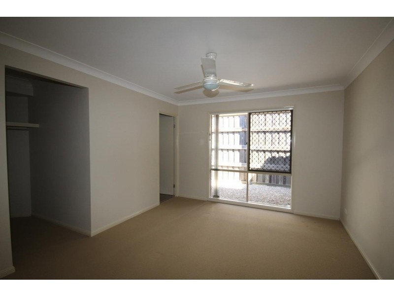 27 Esperance Crescent, Springfield Lakes QLD 4300