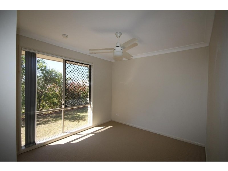 27 Esperance Crescent, Springfield Lakes QLD 4300