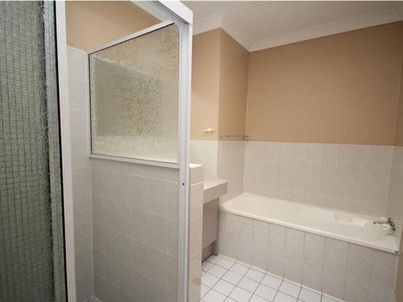 7 Donegal Court, Raceview QLD 4305