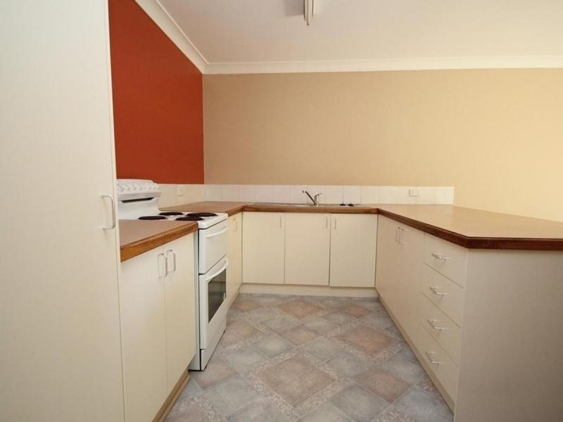 7 Donegal Court, Raceview QLD 4305