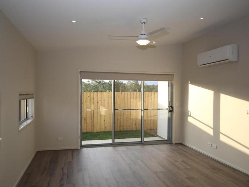 20 Troost Circuit, Bellbird Park QLD 4300