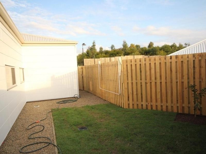 20 Troost Circuit, Bellbird Park QLD 4300