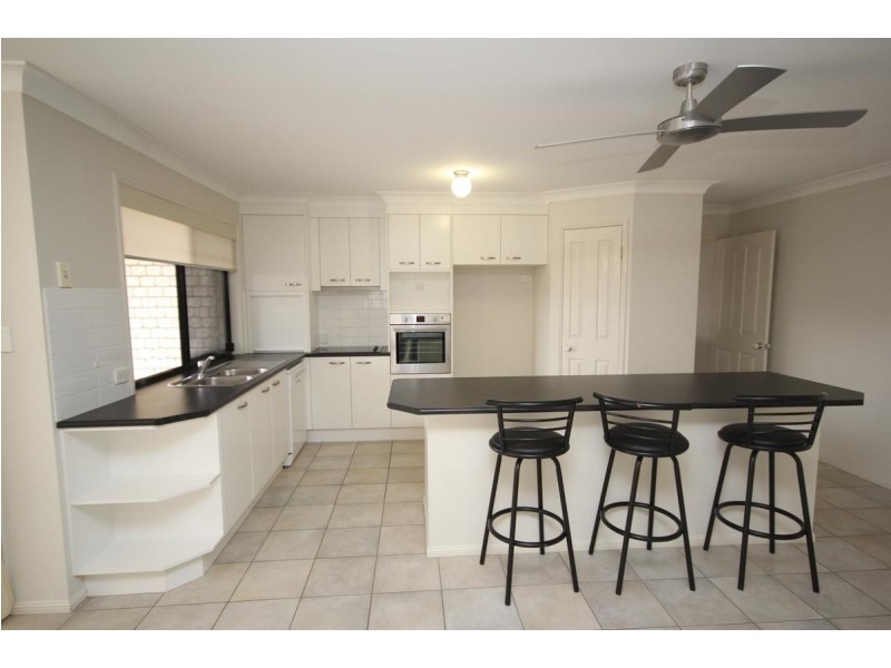 44 Esperance Crescent, Springfield Lakes QLD 4300