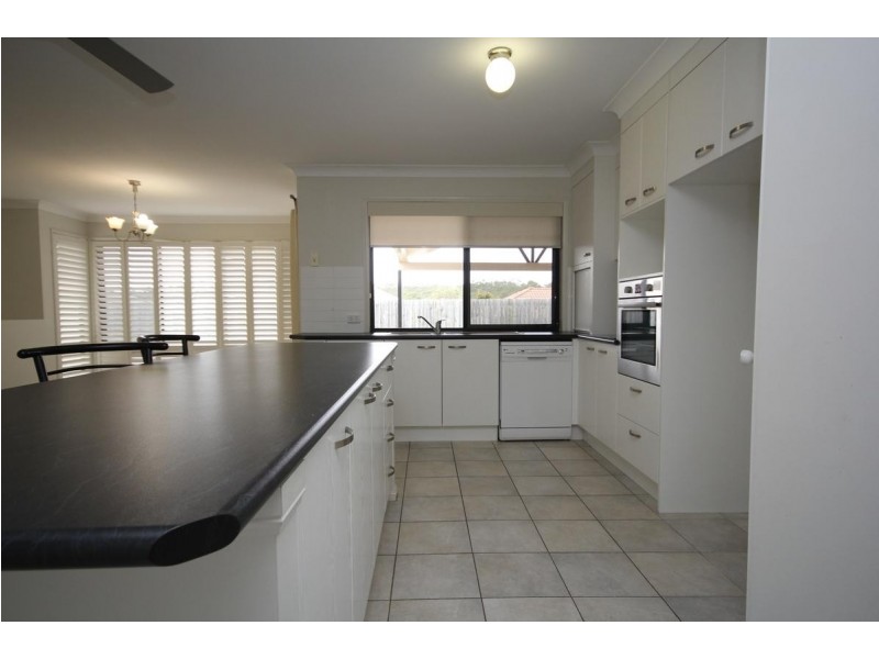 44 Esperance Crescent, Springfield Lakes QLD 4300