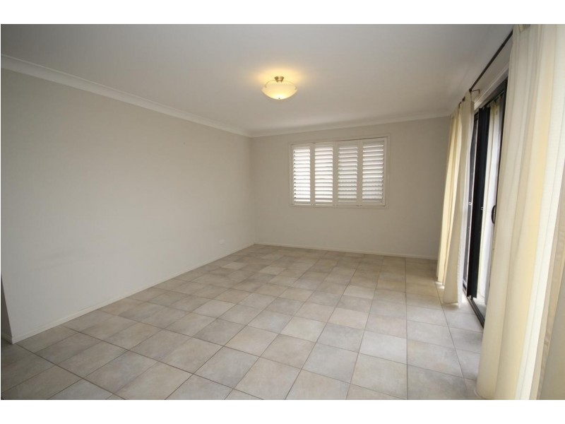 44 Esperance Crescent, Springfield Lakes QLD 4300