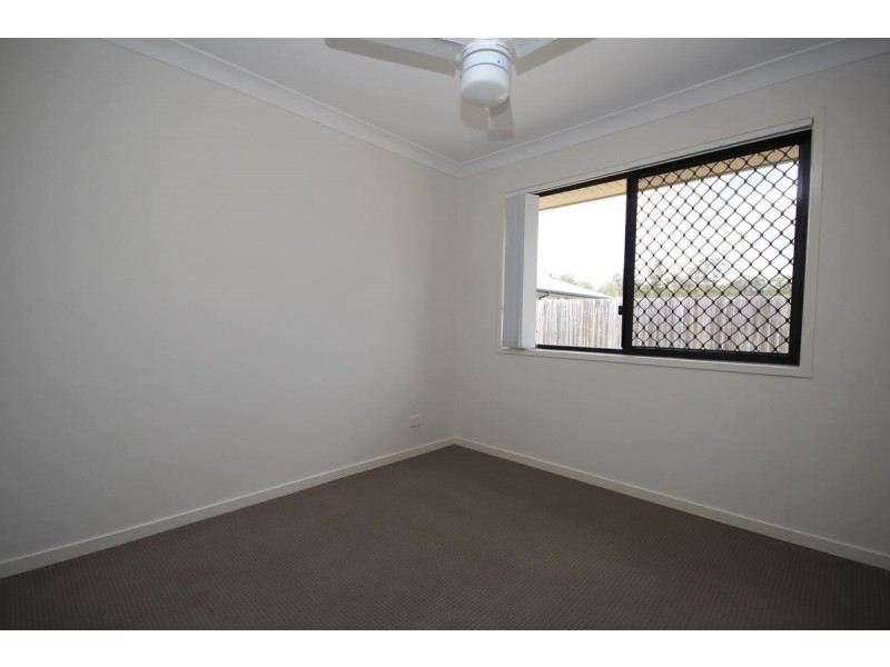 4 Patricius Place, Augustine Heights QLD 4300