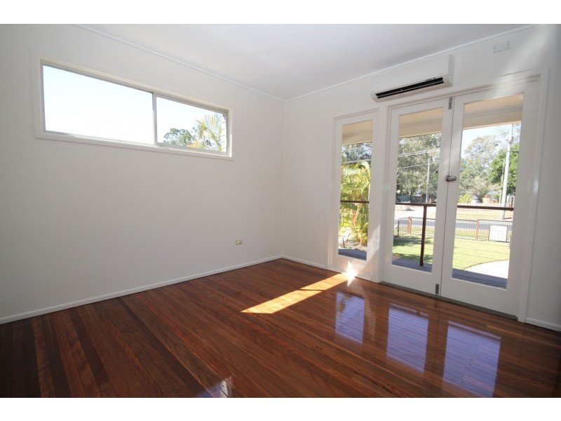 257 Old Logan Road, Camira QLD 4300