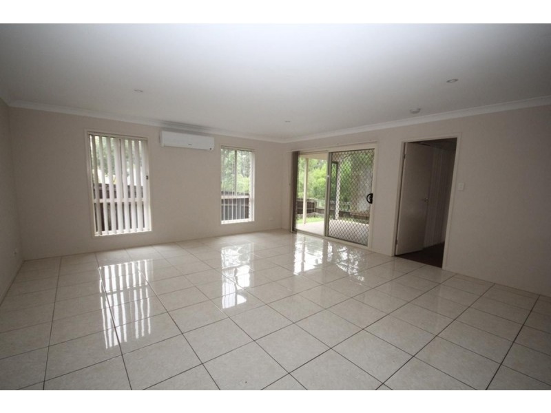 25 Elmwood Circuit, Springfield Lakes QLD 4300