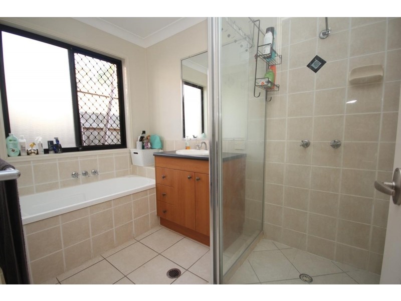 11 Moselle Street, Springfield QLD 4300