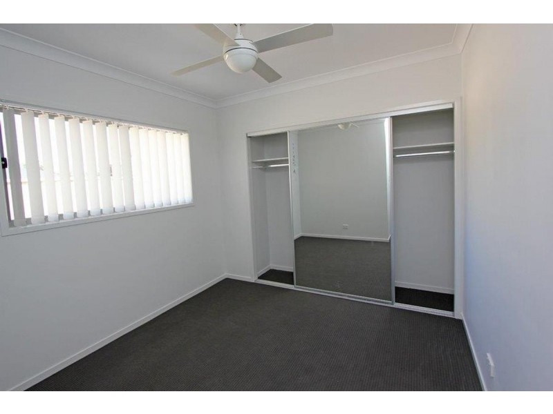 16 Woodgate Street, Oxley QLD 4075