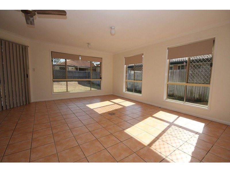 13 Merganser Street, Forest Lake QLD 4078