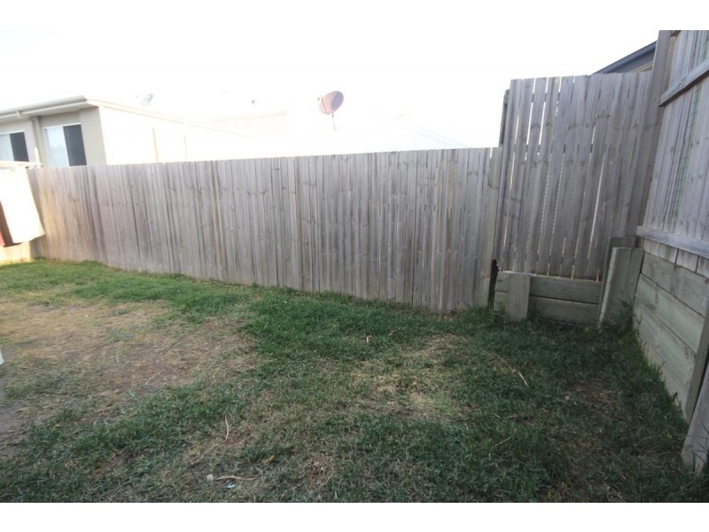 9 Everglades Street, Springfield Lakes QLD 4300