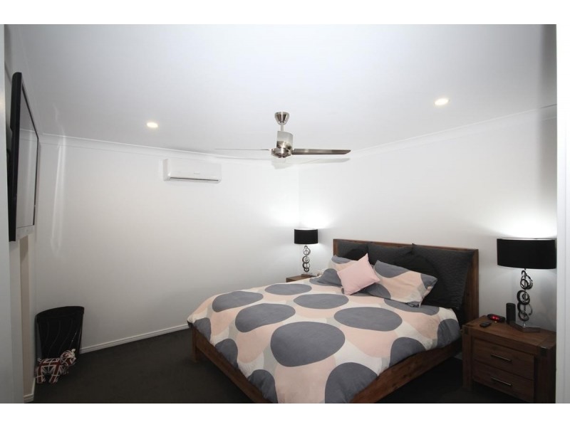 28 Abbot Circuit, Bellbird Park QLD 4300