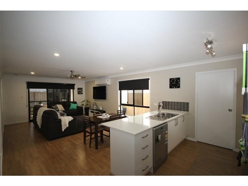 28 Abbot Circuit, Bellbird Park QLD 4300