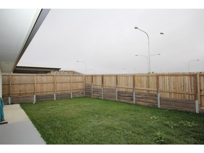 28 Abbot Circuit, Bellbird Park QLD 4300