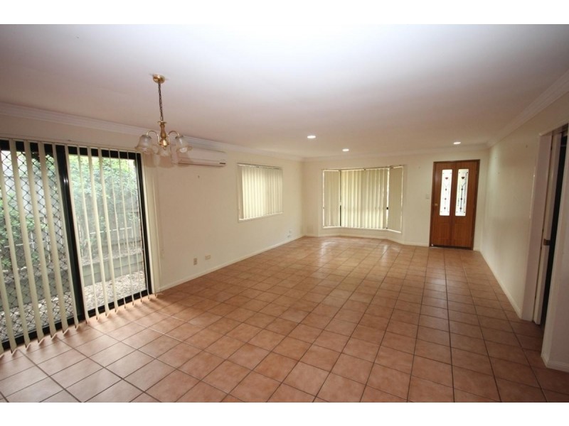 46 St James Street, Forest Lake QLD 4078