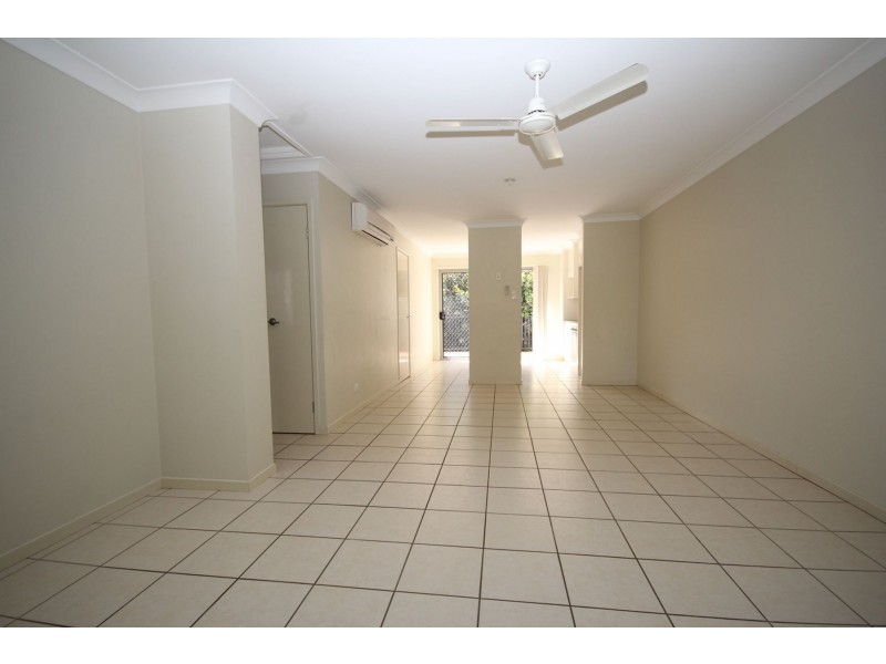 15 Creekside Drive, Springfield Lakes QLD 4300