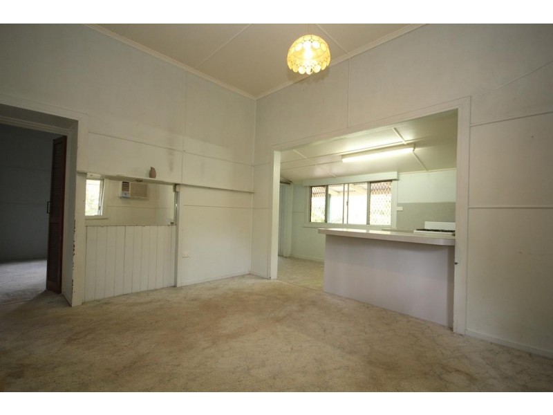 70 Chelmer Street East, Chelmer QLD 4068