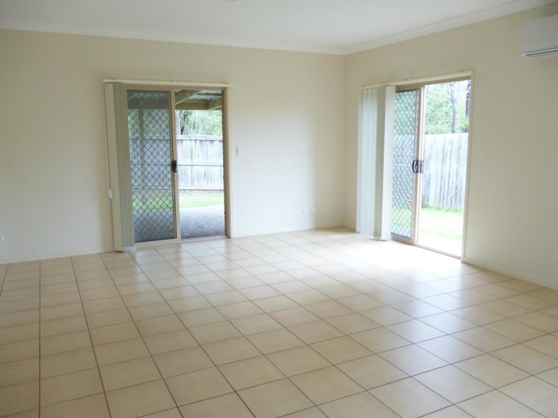 19 Aldworth Place, Springfield Lakes QLD 4300